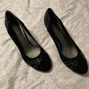 Life Stride Heels - Brand New